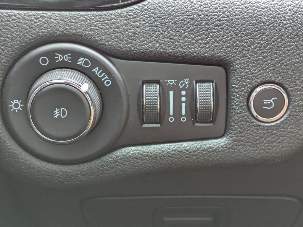 2023 Jeep Cherokee Altitude