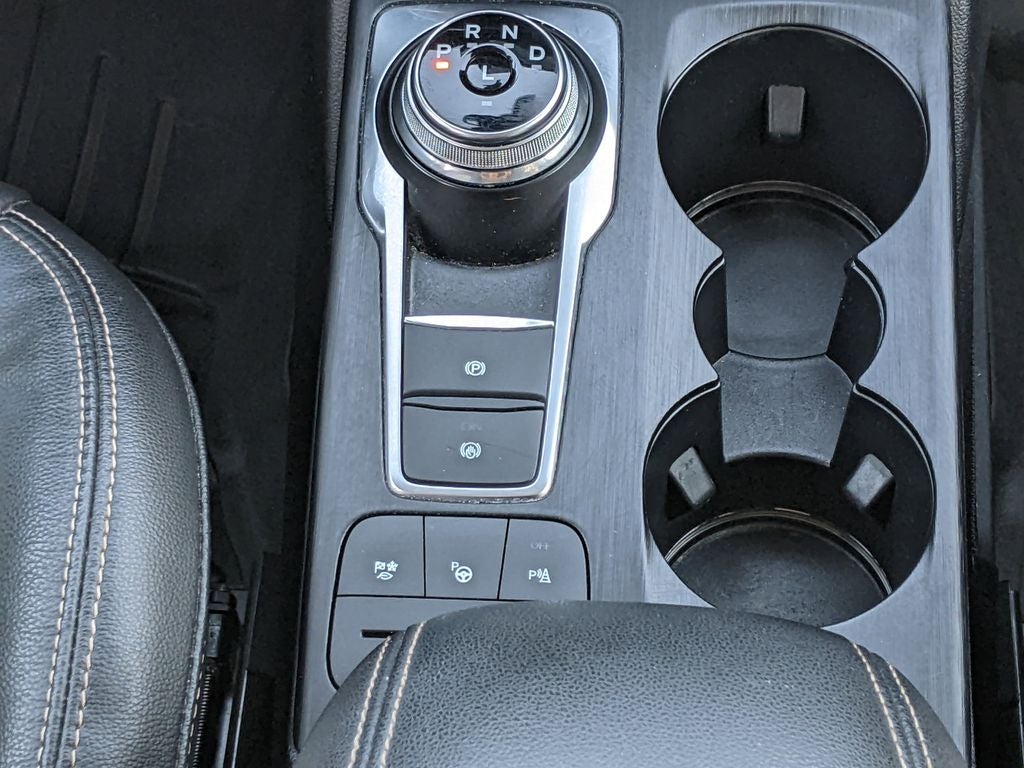 2021 Ford Escape Hybrid Titanium