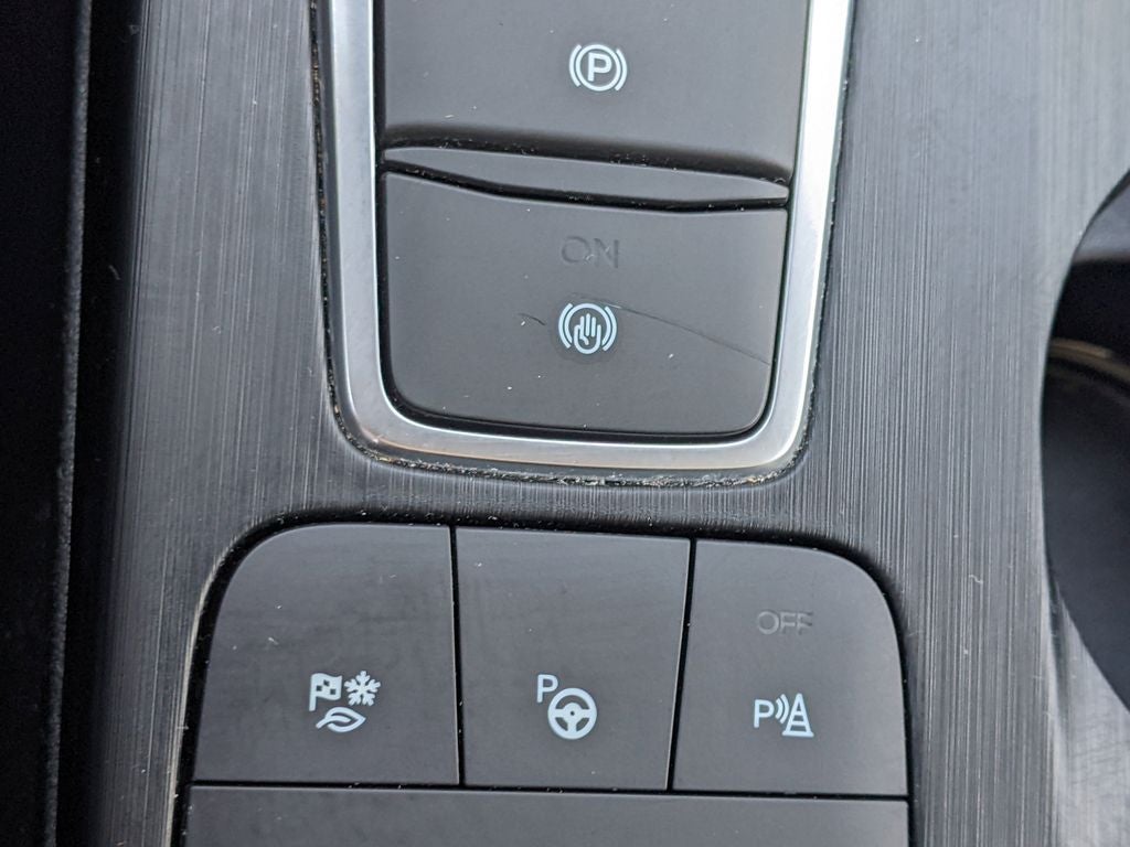 2021 Ford Escape Hybrid Titanium