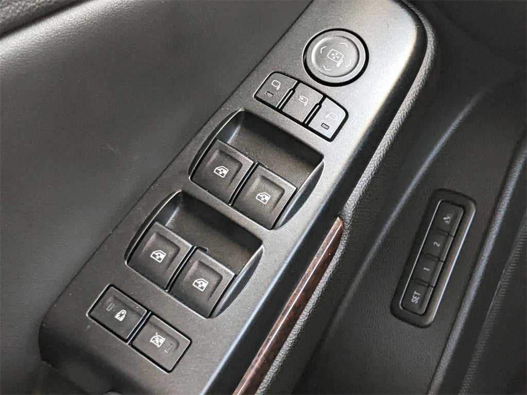 2017 GMC Yukon XL SLT