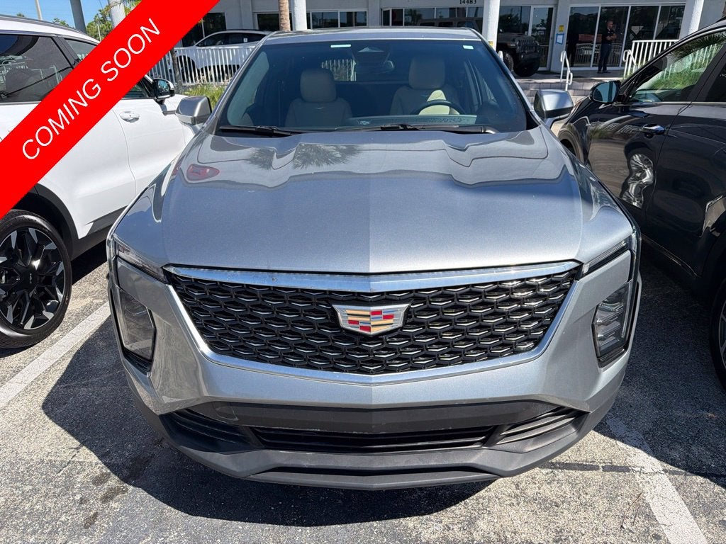 2024 Cadillac XT4 Luxury