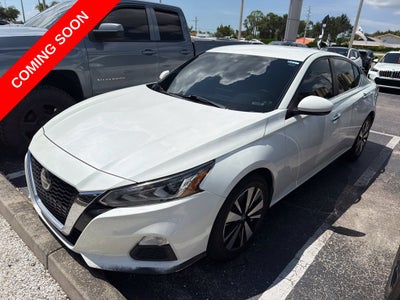 2022 Nissan Altima 2.5 SV