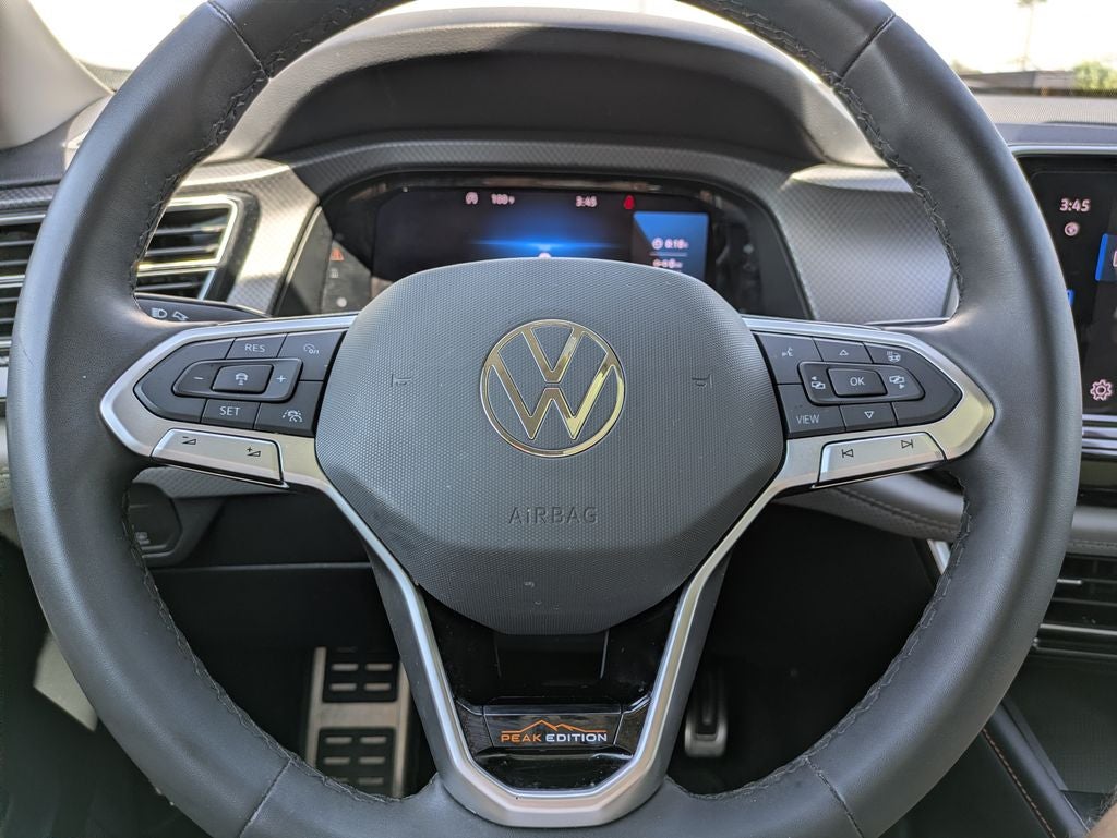 2024 Volkswagen Atlas 2.0T Peak Edition SEL