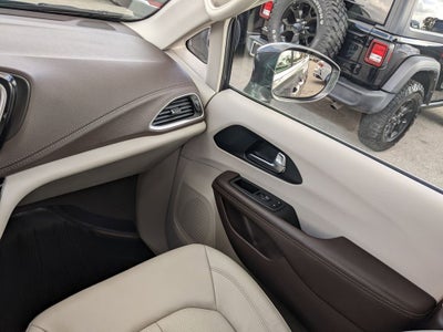 2021 Chrysler Pacifica Hybrid Touring L