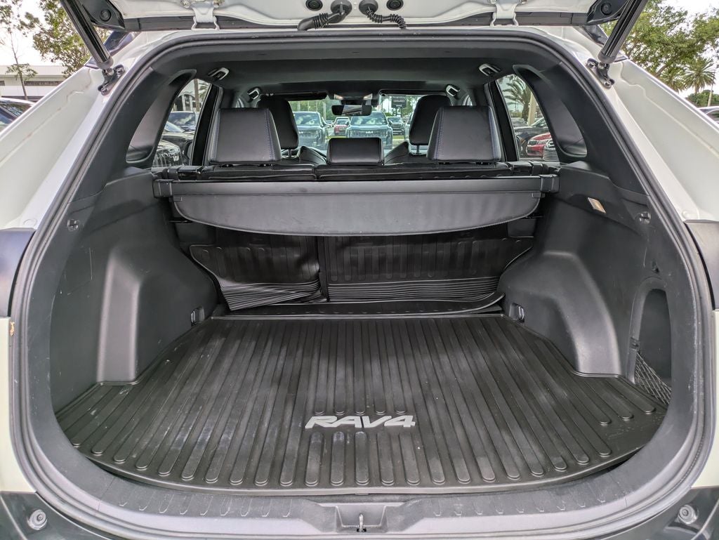 2022 Toyota RAV4 Hybrid XSE