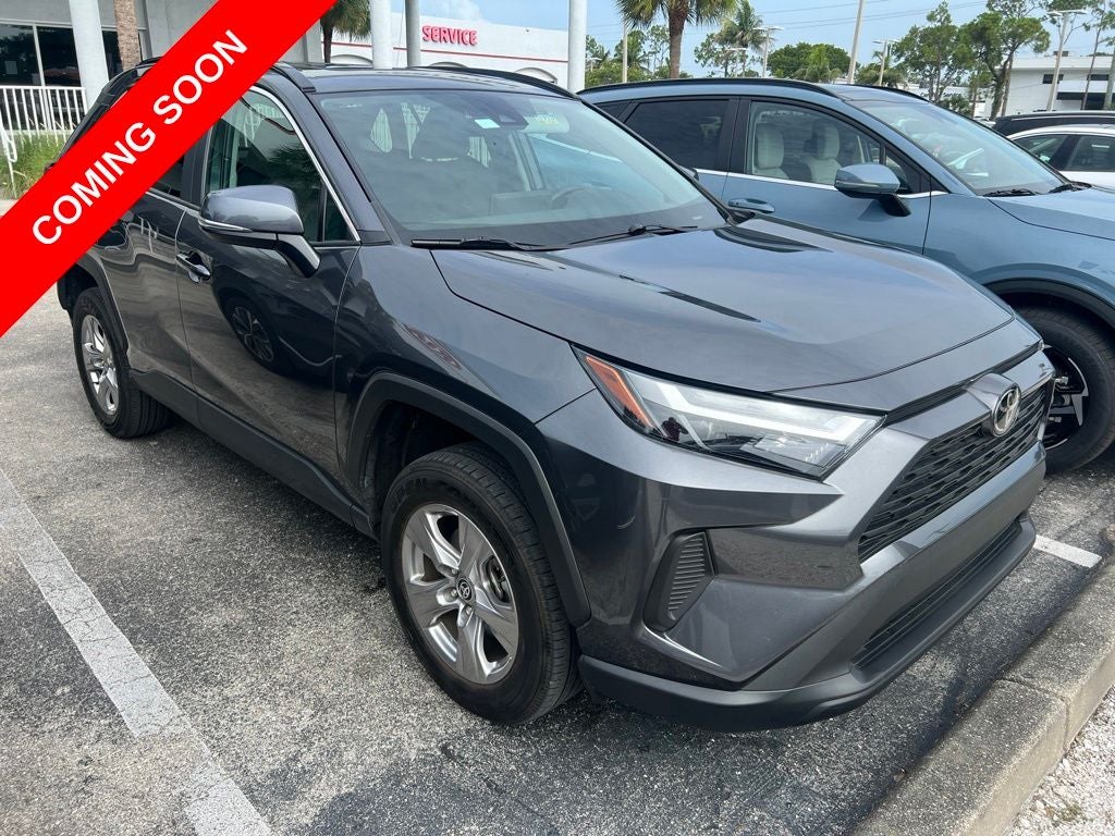2022 Toyota RAV4 XLE