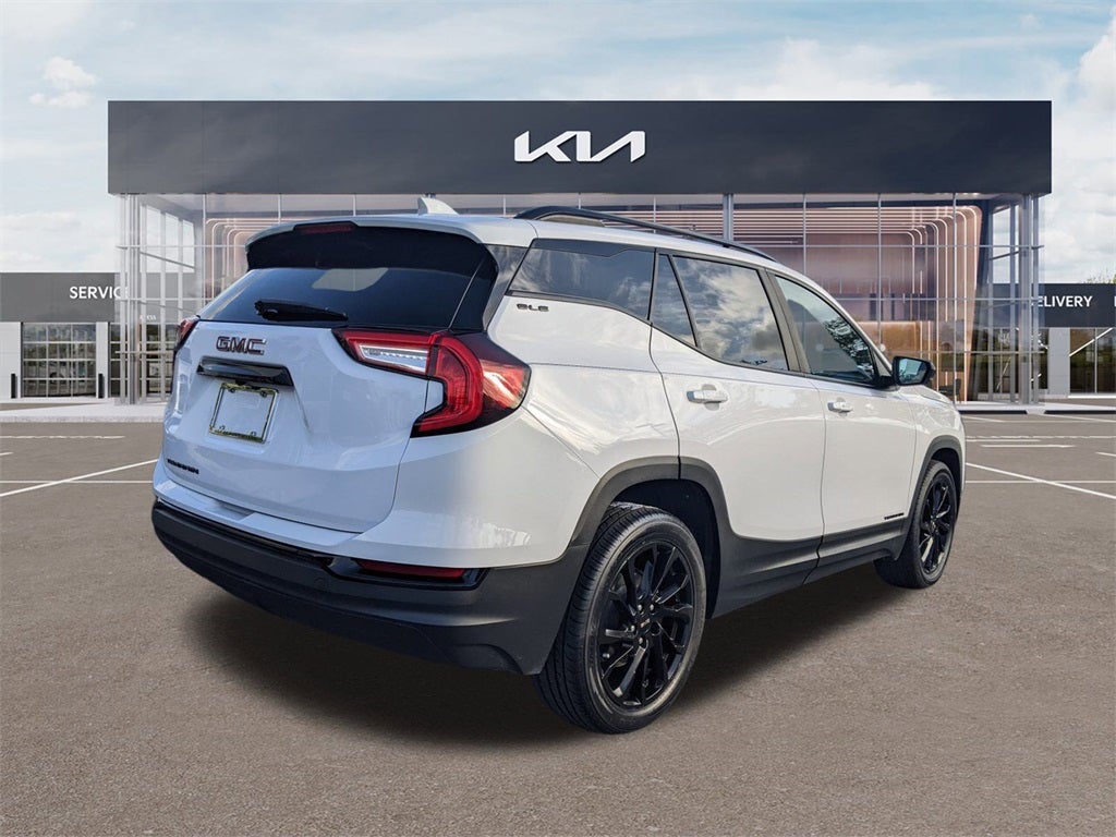 2023 GMC Terrain SLE