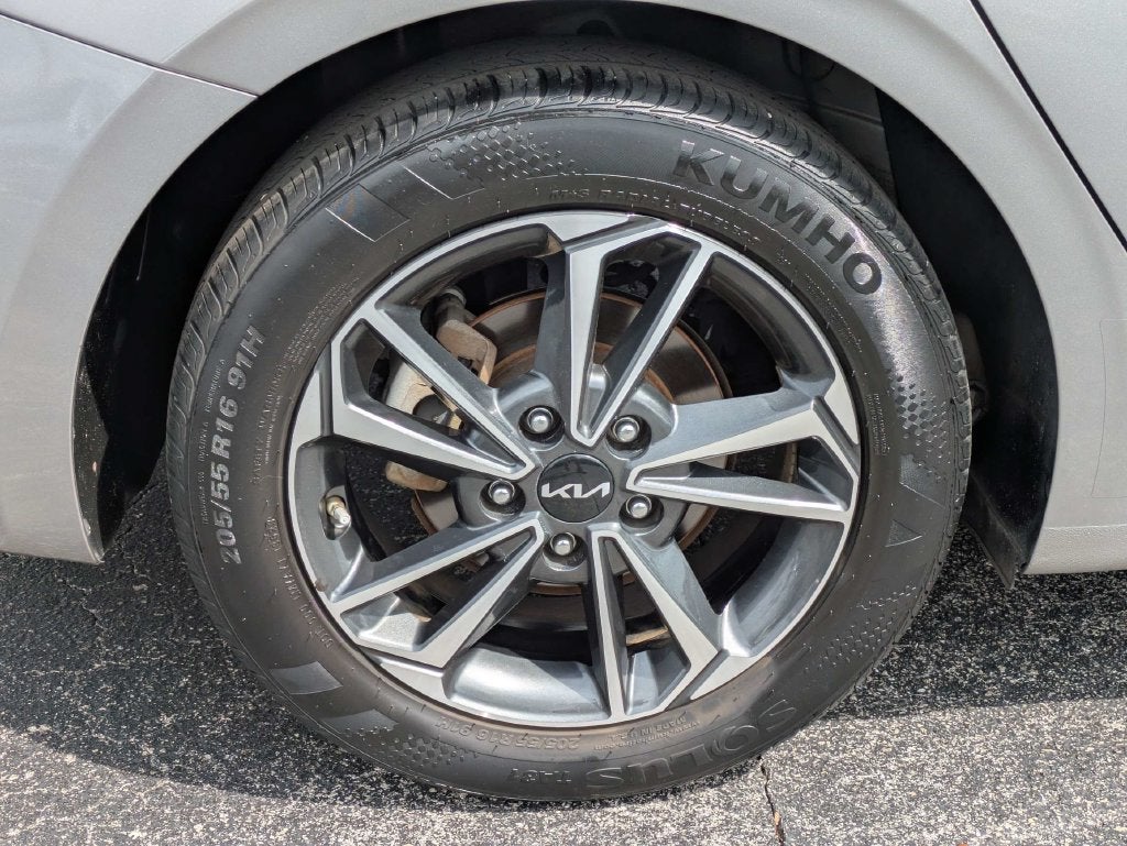 2024 Kia Forte LXS