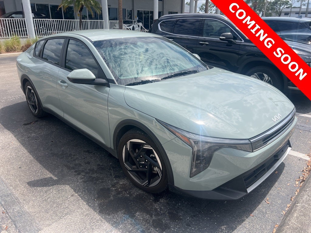 2025 Kia K4 EX
