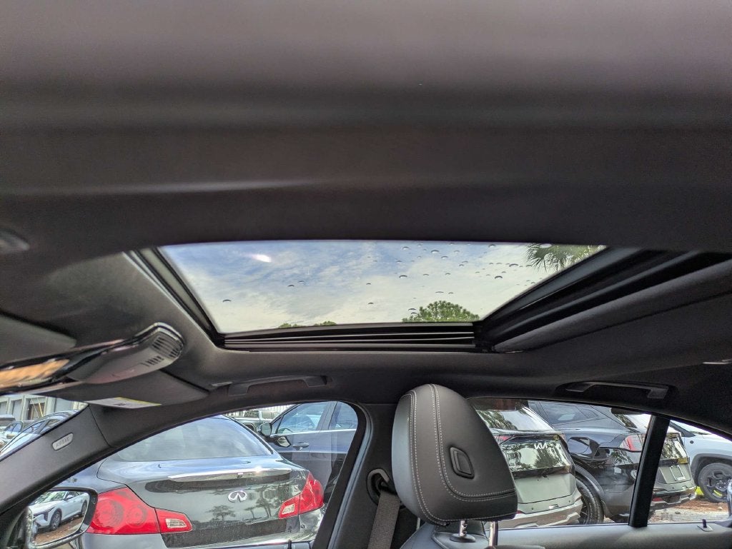 2023 BMW 3 Series 330e xDrive