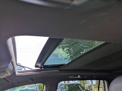 2022 Volkswagen Tiguan 2.0T SEL R-Line