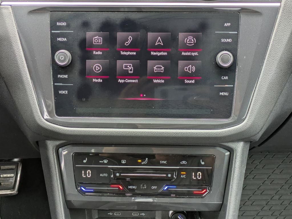 2022 Volkswagen Tiguan 2.0T SE R-Line Black