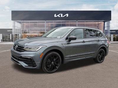 2022 Volkswagen Tiguan 2.0T SE R-Line Black