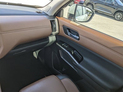 2024 Nissan Pathfinder Platinum