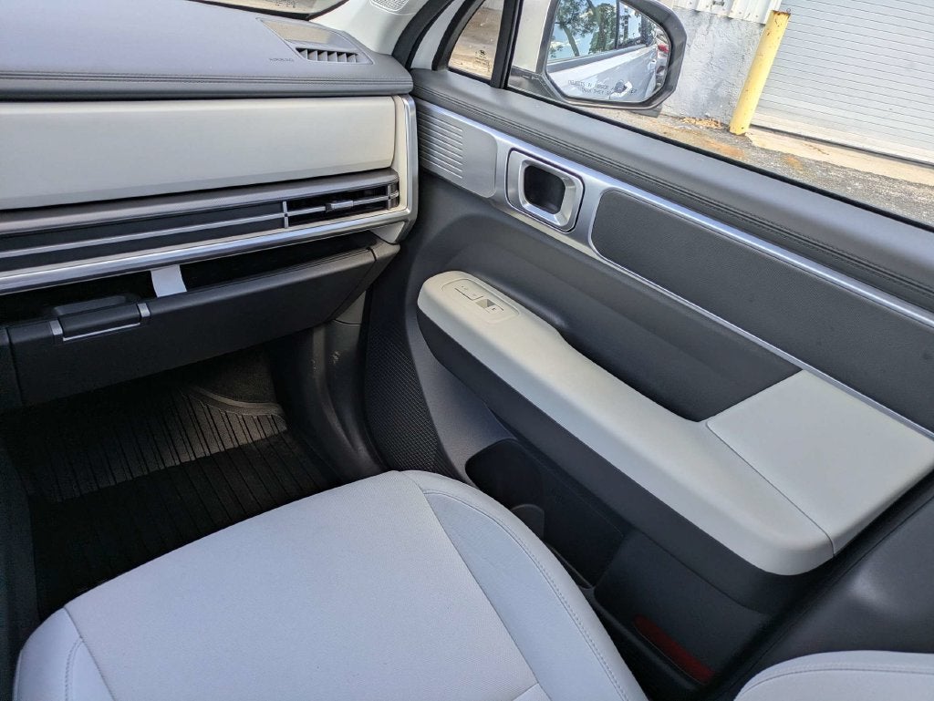 2025 Hyundai Santa Fe SE
