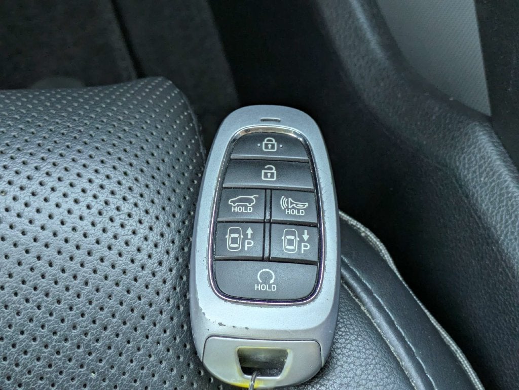 2022 Hyundai Santa Fe Limited