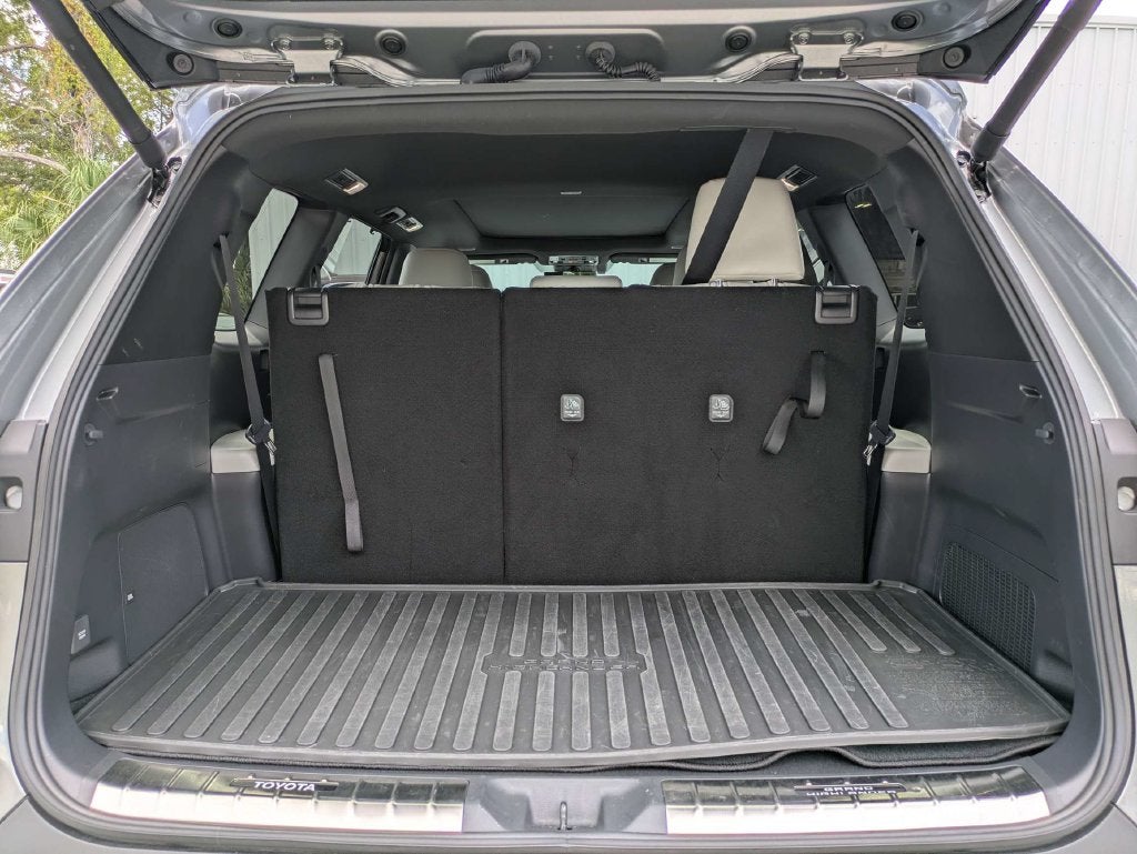 2026 Toyota Grand Highlander Hybrid MAX Platinum