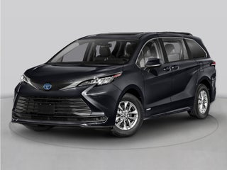 2022 Toyota Sienna XLE 8 Passenger