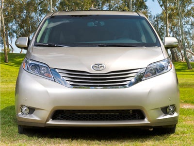 2017 Toyota Sienna Limited Premium 7 Passenger