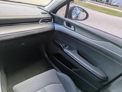 2022 Kia K5 LX