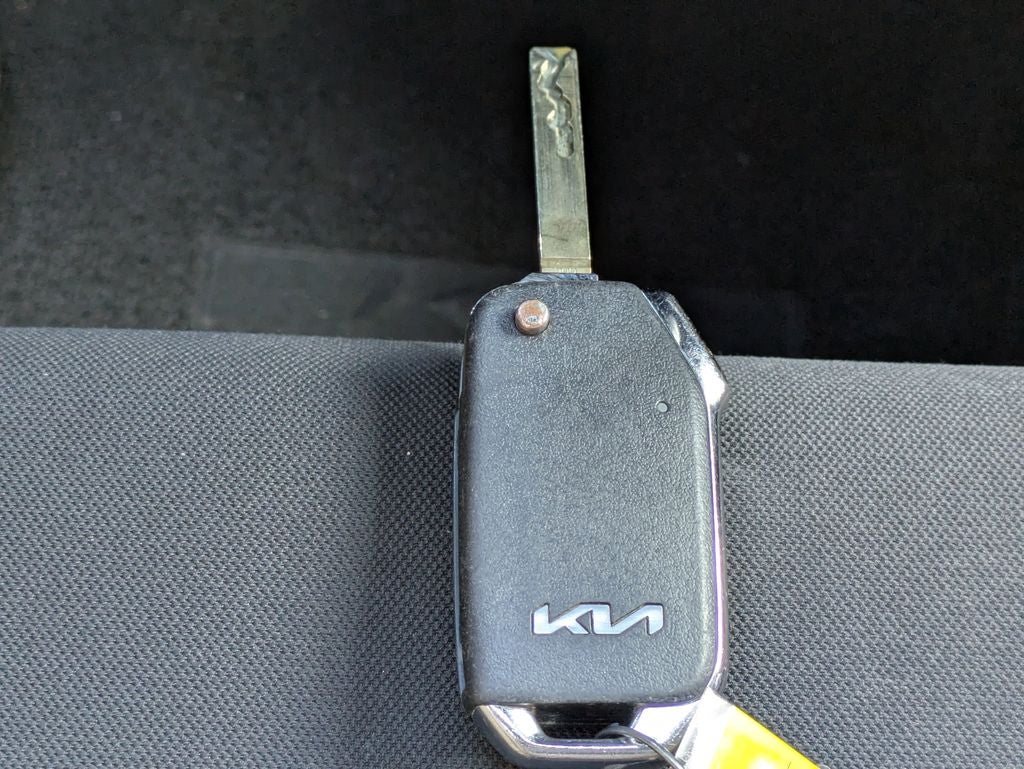 2022 Kia K5 LX