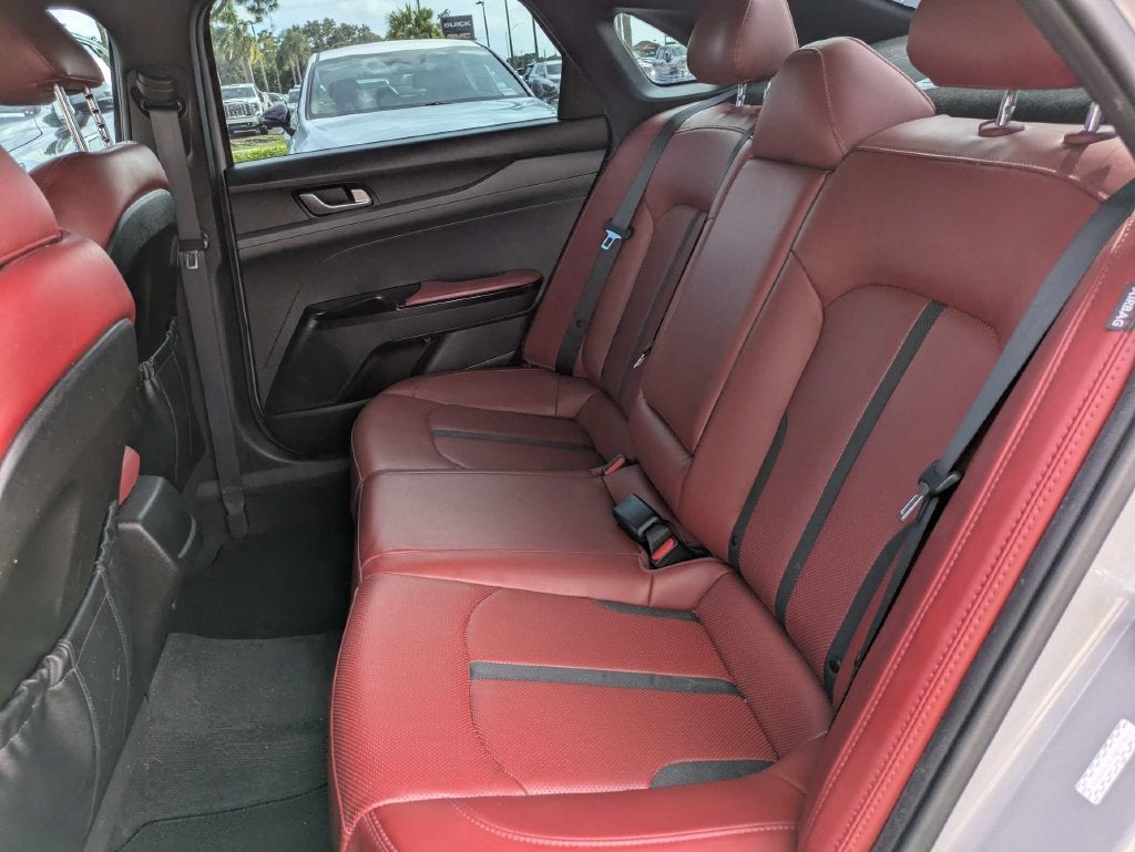 2024 Kia K5 GT-Line