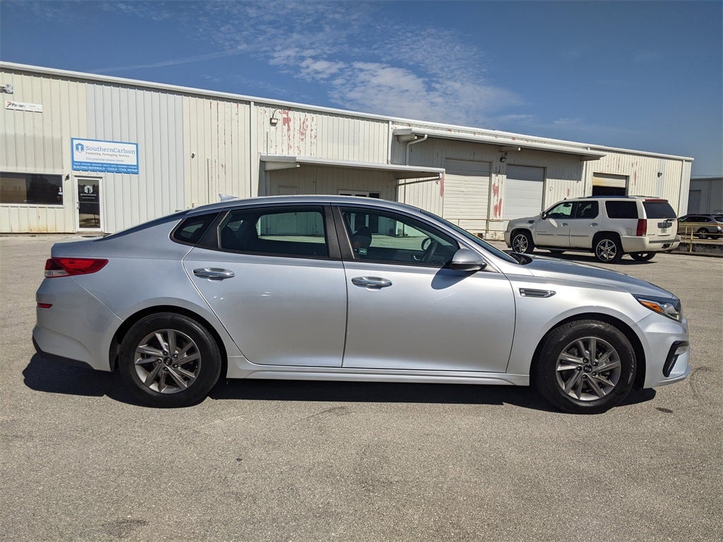 2020 Kia Optima LX