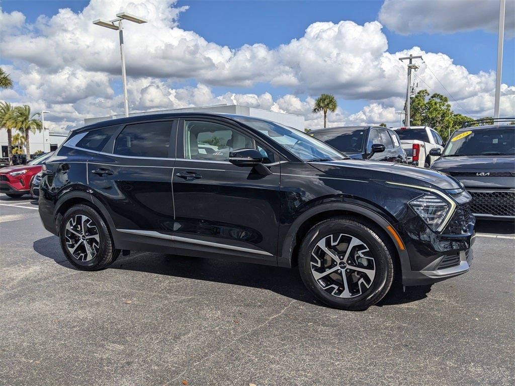 2024 Kia Sportage EX