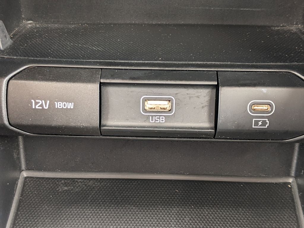 2023 Kia Telluride LX