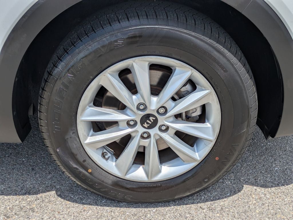 2020 Kia Sorento LX