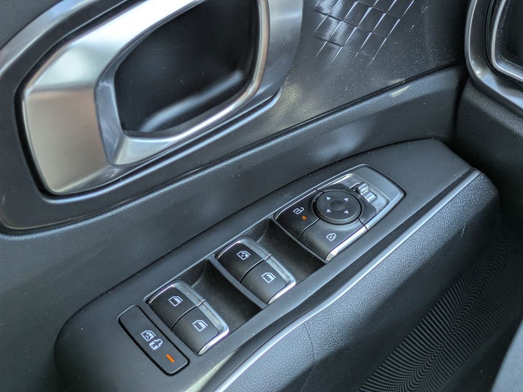 2025 Kia Sorento LX