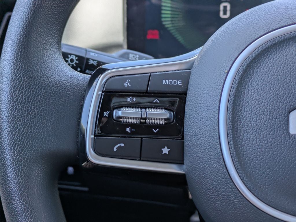 2025 Kia Sorento LX