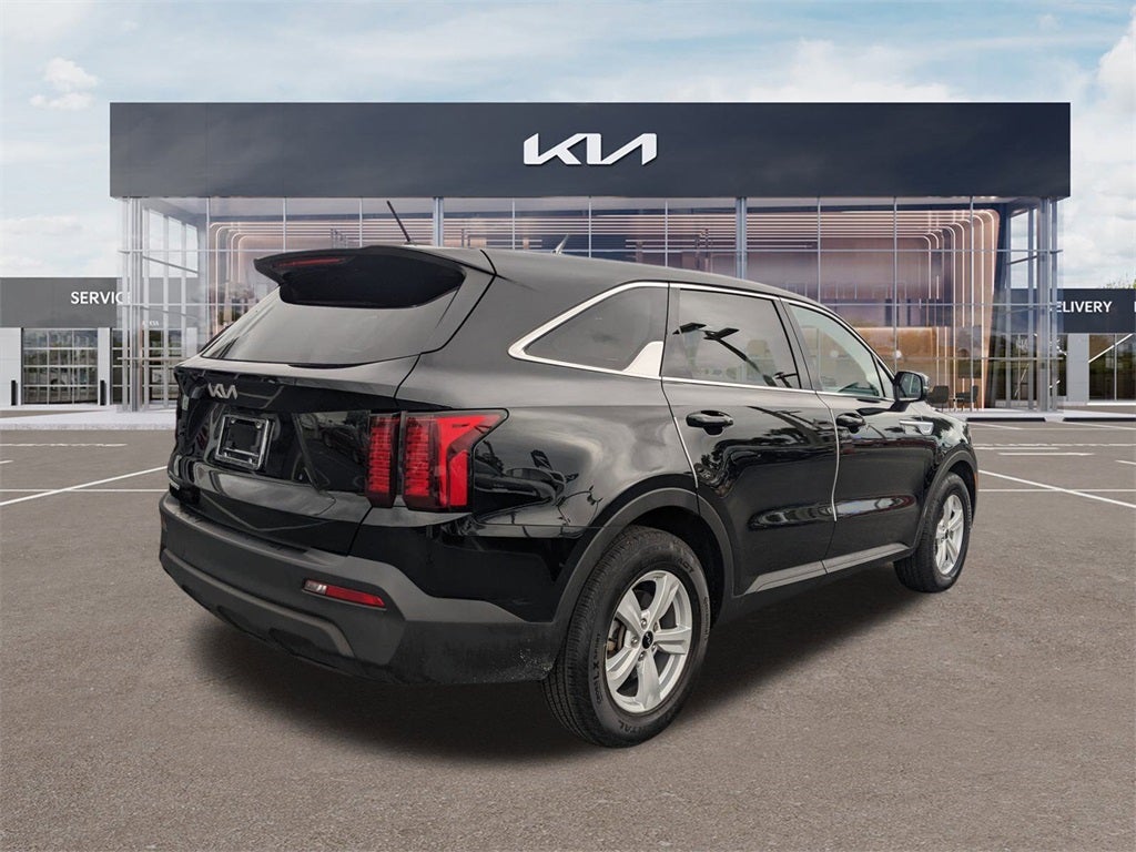 2023 Kia Sorento LX