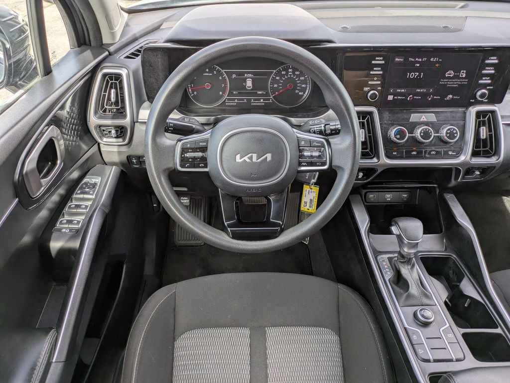 2023 Kia Sorento LX