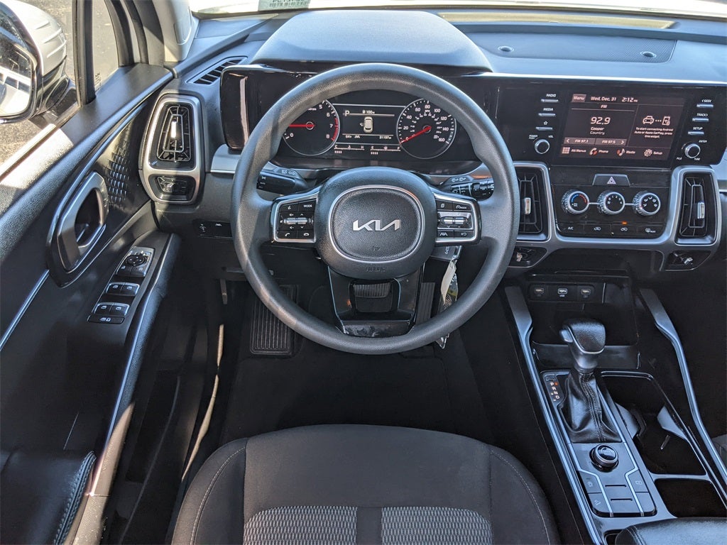 2023 Kia Sorento LX