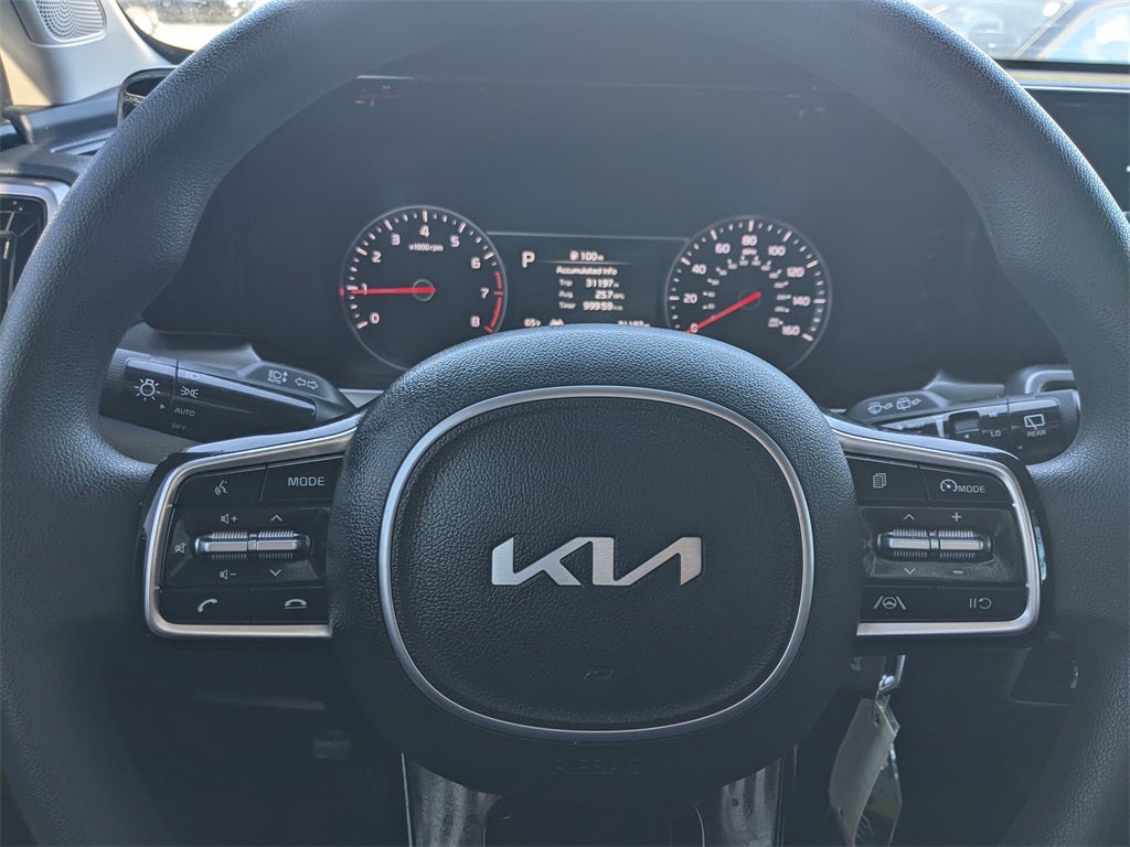 2023 Kia Sorento LX