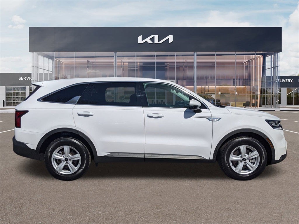 2023 Kia Sorento LX