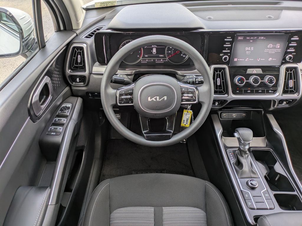2023 Kia Sorento LX