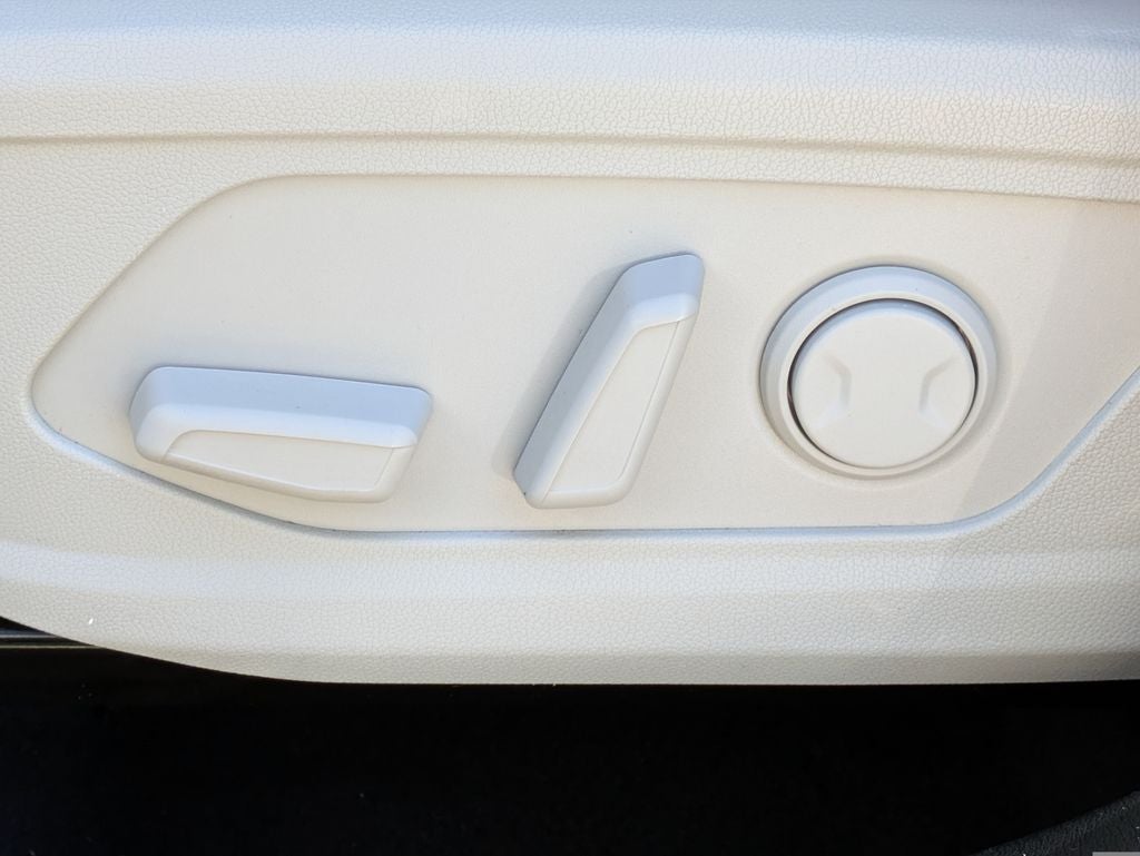 2024 Kia Sorento X-Line EX