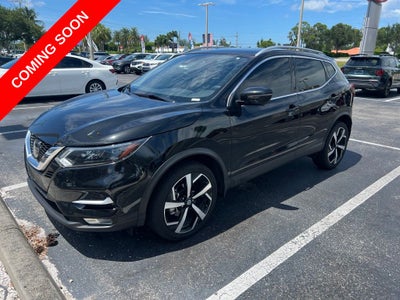 2022 Nissan Rogue Sport SL