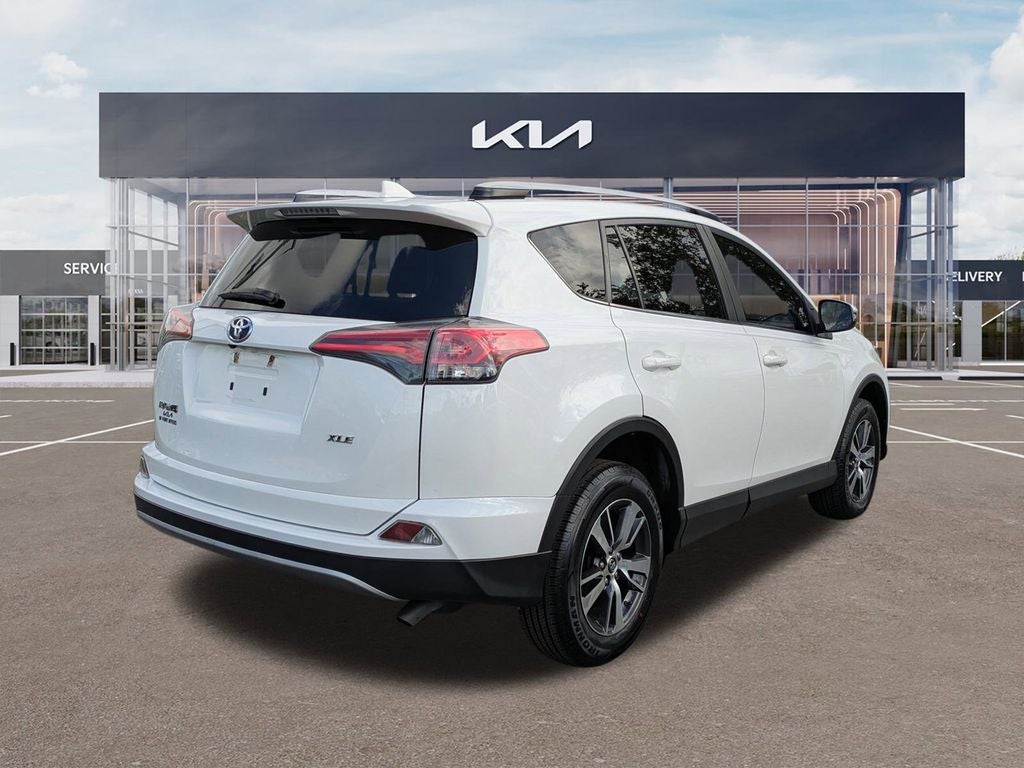 2018 Toyota RAV4 XLE
