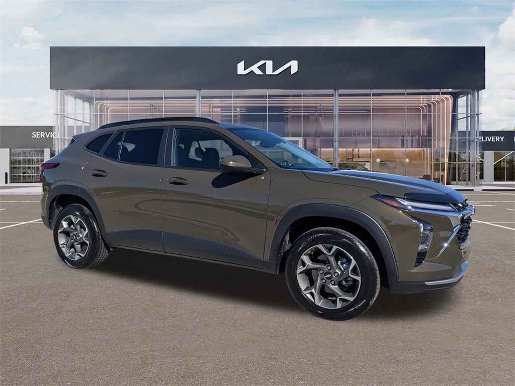 2024 Chevrolet Trax LT