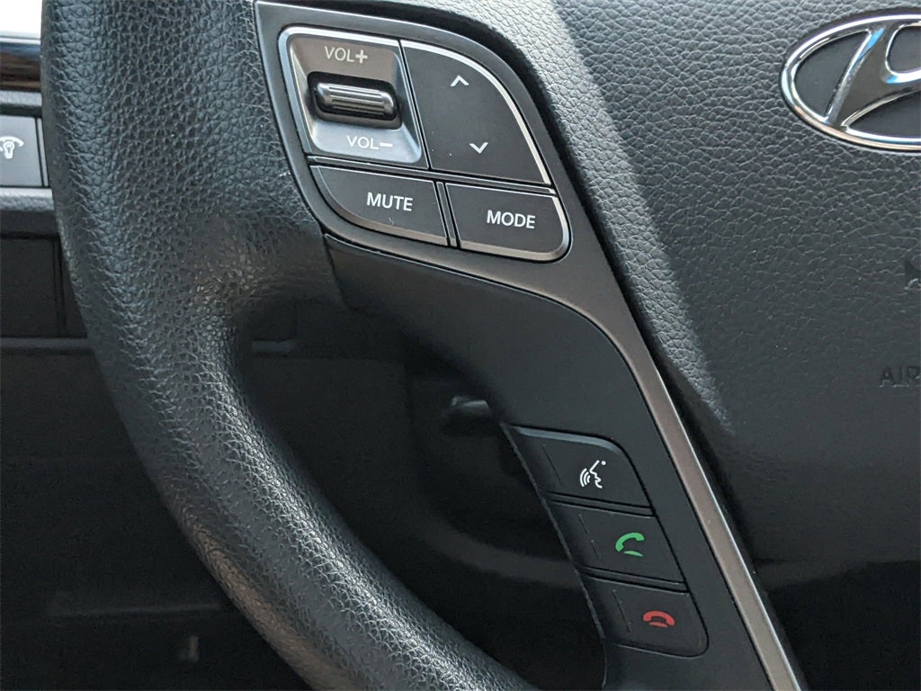 2018 Hyundai Santa Fe SE