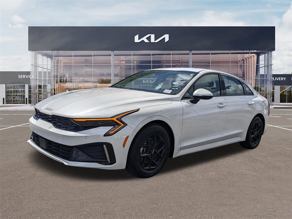 2025 Kia K5 LXS