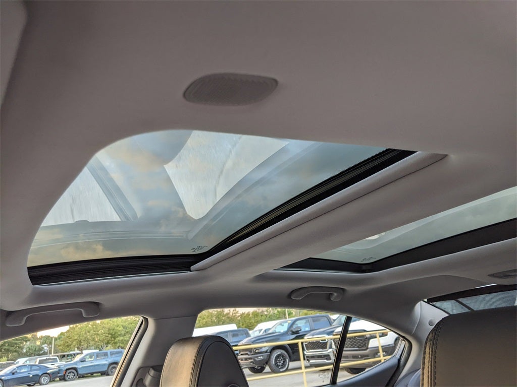 2015 Kia Cadenza Premium