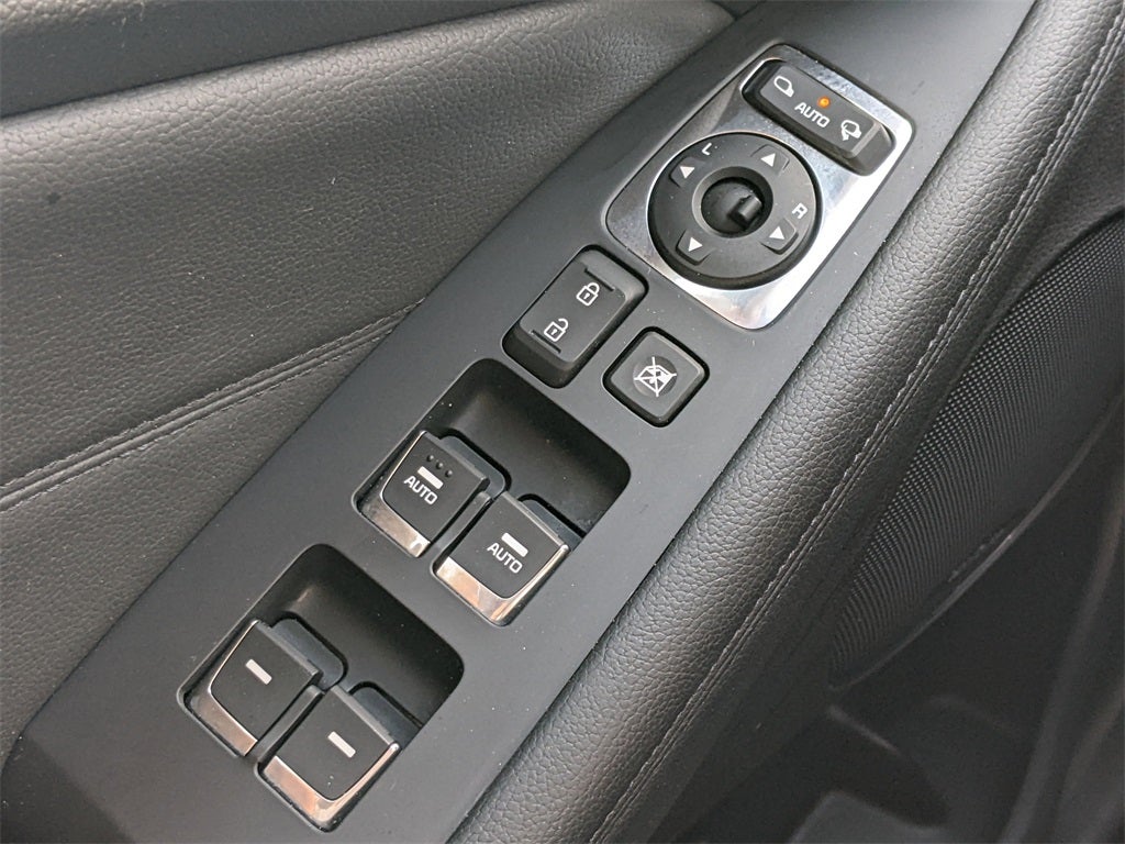 2015 Kia Cadenza Premium