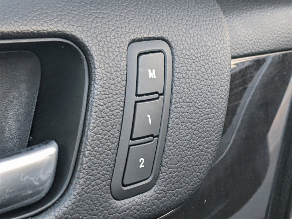 2015 Kia Cadenza Premium