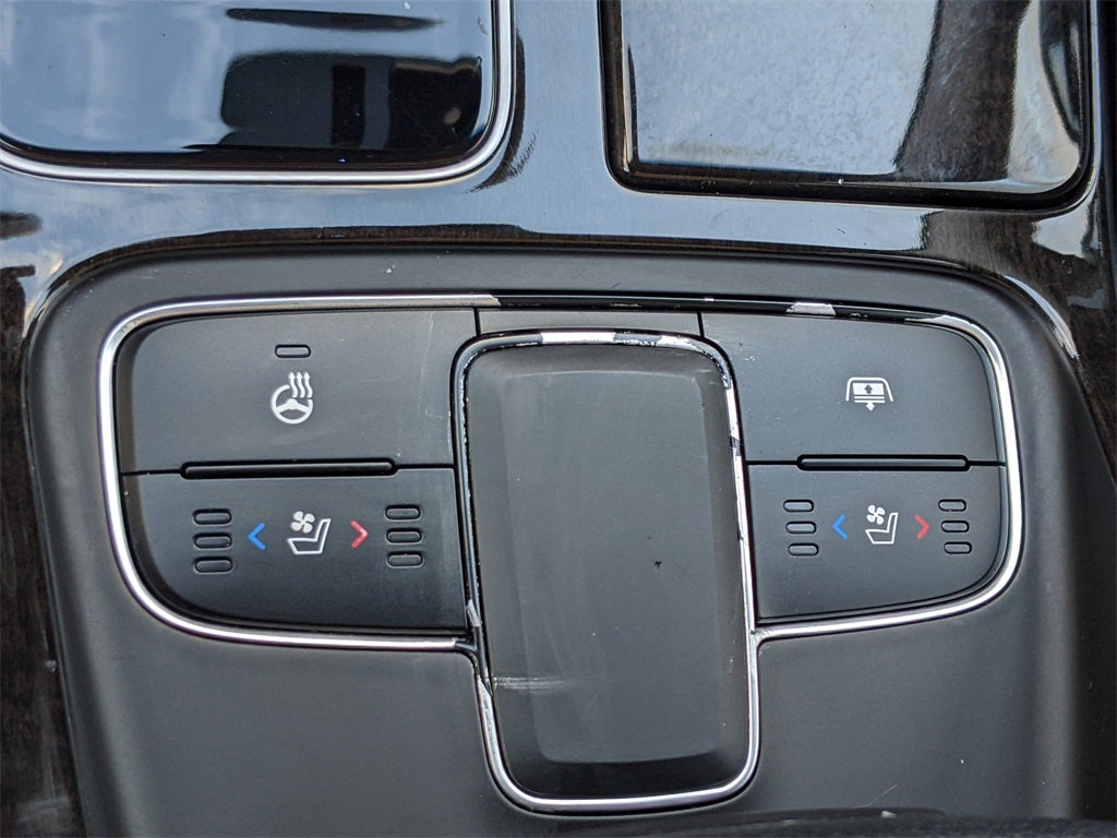 2015 Kia Cadenza Premium