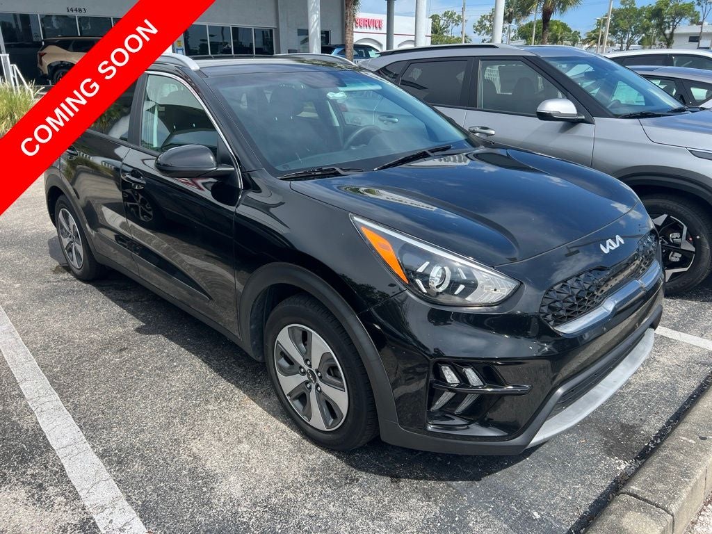 2022 Kia Niro LX