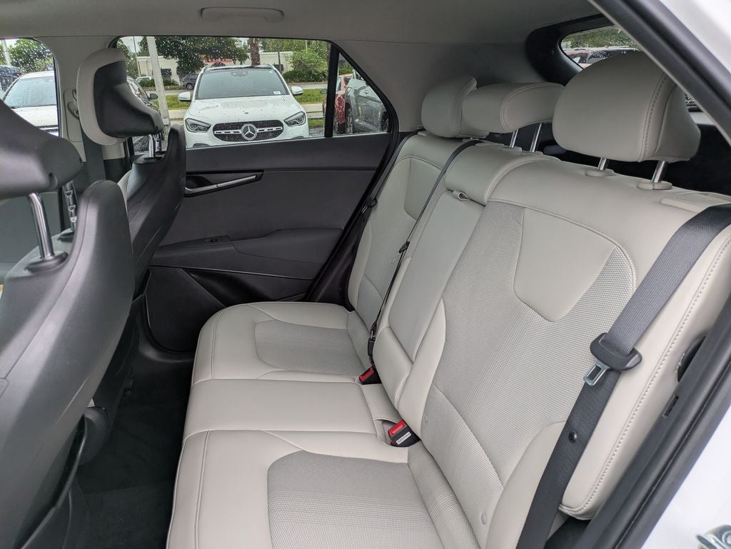 2023 Kia Niro EX Touring
